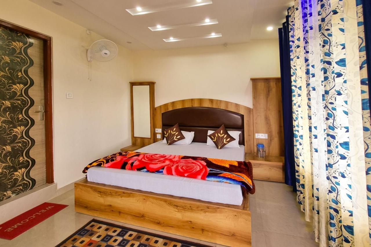 Mohan Home Stay ดัลเฮาซี ภายนอก รูปภาพ