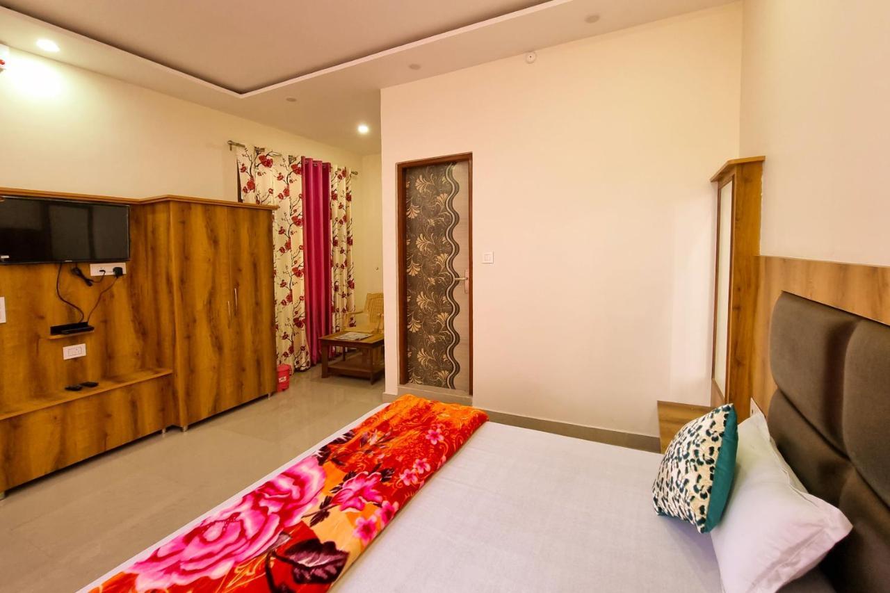 Mohan Home Stay ดัลเฮาซี ภายนอก รูปภาพ