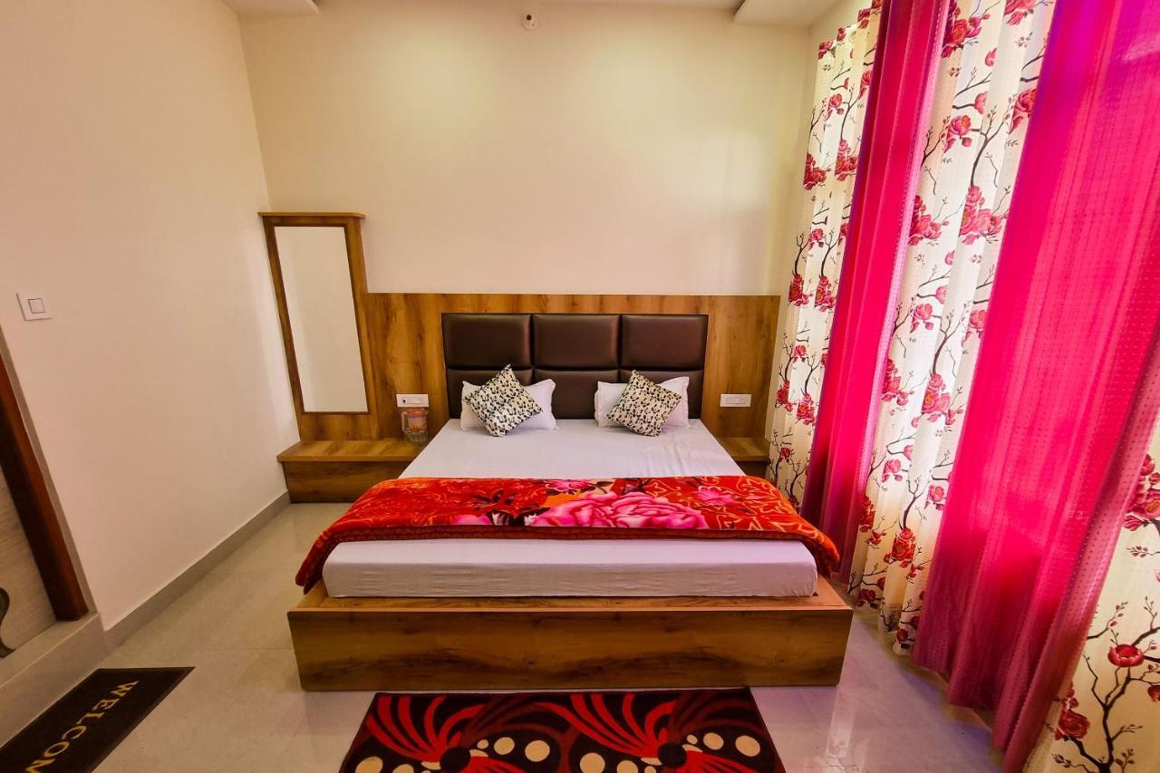 Mohan Home Stay ดัลเฮาซี ภายนอก รูปภาพ