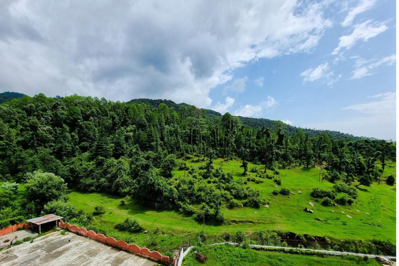 Mohan Home Stay ดัลเฮาซี ภายนอก รูปภาพ